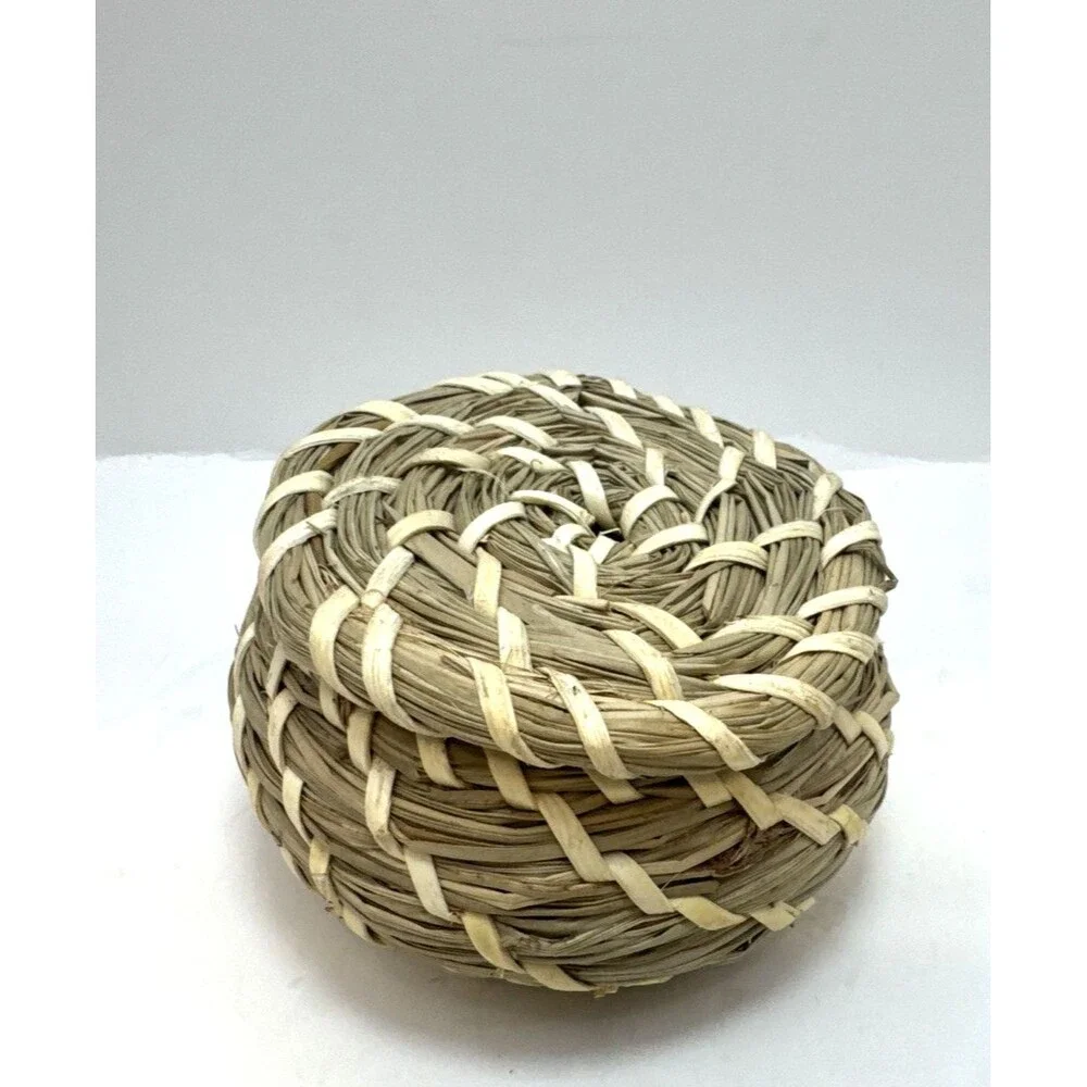Vintage Small Handmade Woven Seagrass Trinket Basket with Lid